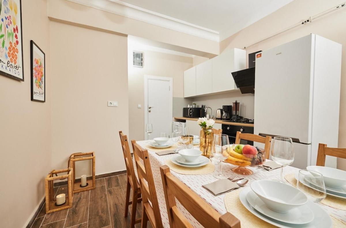 Stunning 3br 3bathroom 3ac Near Metro D4 Daire *