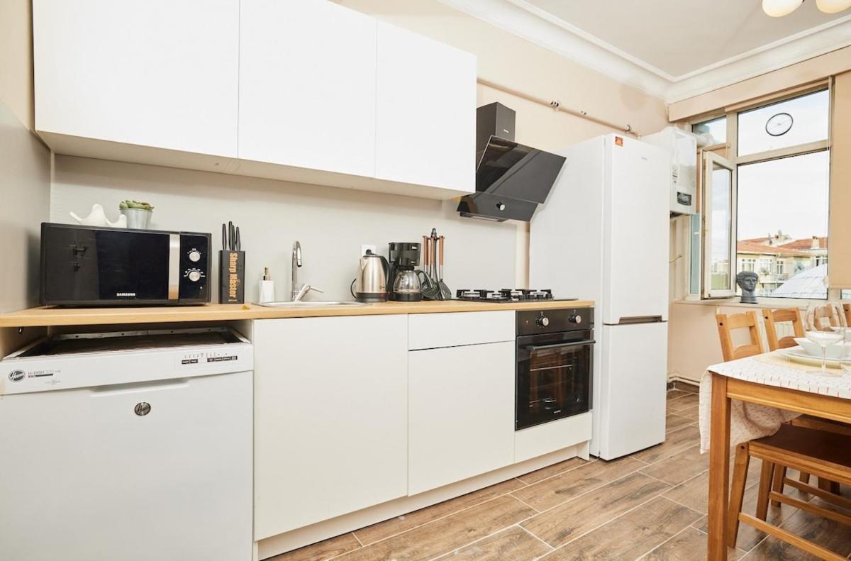 Stunning 3br 3bathroom 3ac Near Metro D4 * İstanbul