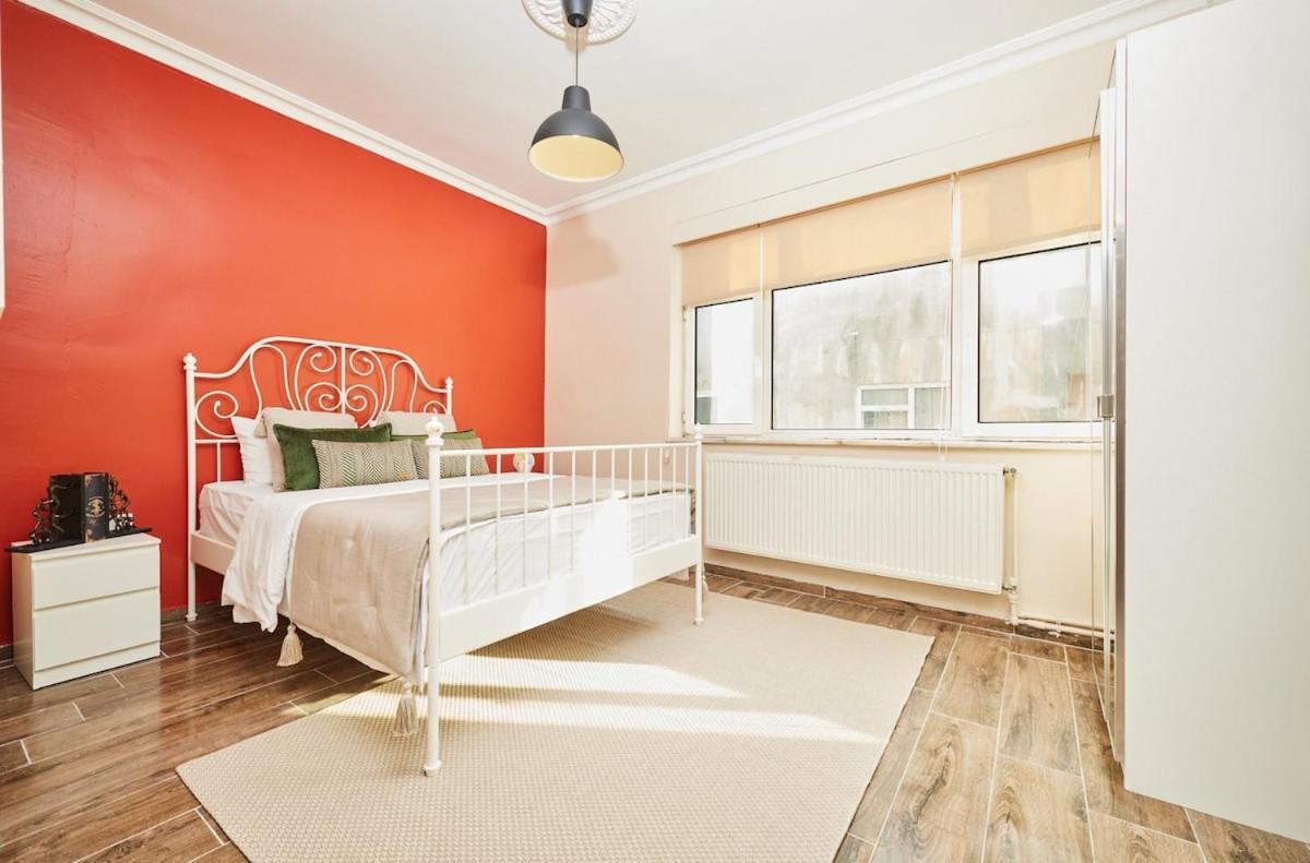Stunning 3br 3bathroom 3ac Near Metro D4 Daire *